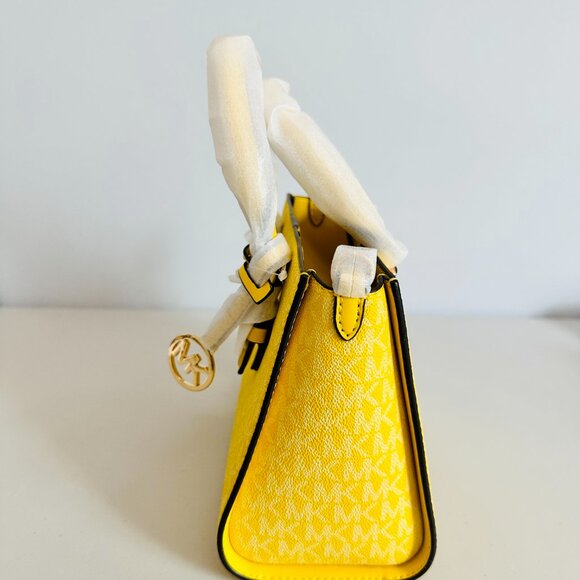 MICHAEL KORS CHARLOTTE SM SIG LOGO CANVAS LEATHER 3-IN-1 SATCHEL YELLOW - Picture 5 of 11